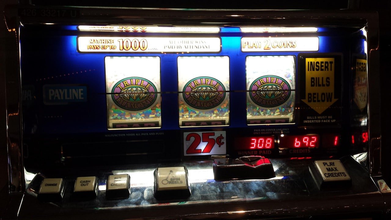 Sumo888 အွန်လိုင်း Baccarat Live Dealer ဂိမ်းကစားနေသောမြင်ကွင်း